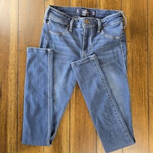 Hollister Mid-Rise Jean Leggings R1 W25 L28 Medium Wash Denim